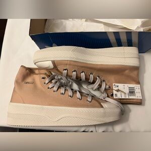 NIB Adidas Nizza 2 Pale Nude GX0989 men size 10 MRSP $98
